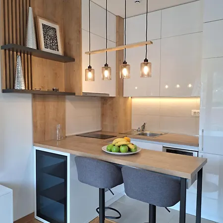 Marina Key Luxury