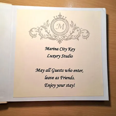 아파트 Marina Key Luxury 포드고리차